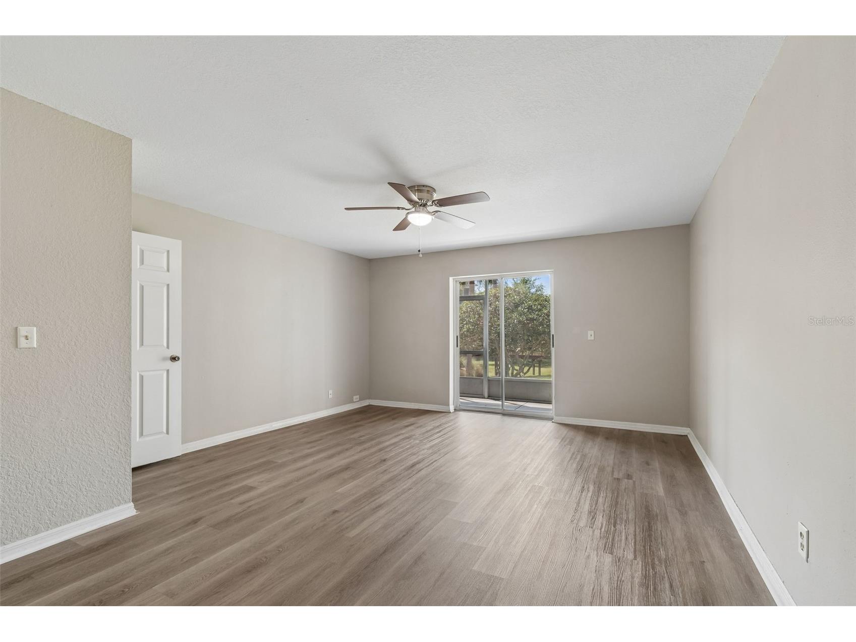 14718 Seminole Trail Seminole FL 33776 TB8498642 image16