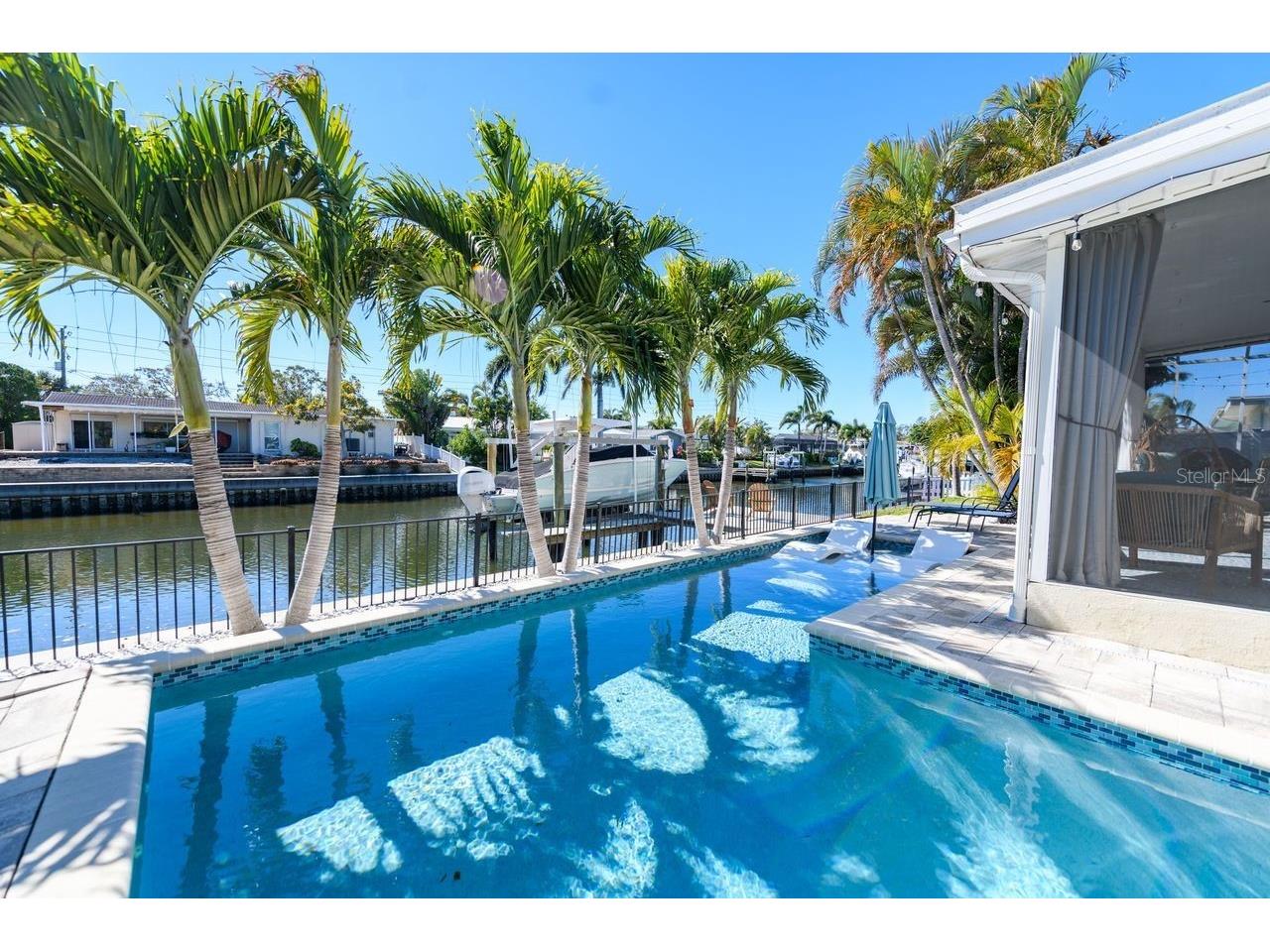 1472 47th Avenue NE Saint Petersburg FL 33703 O6382918 image4