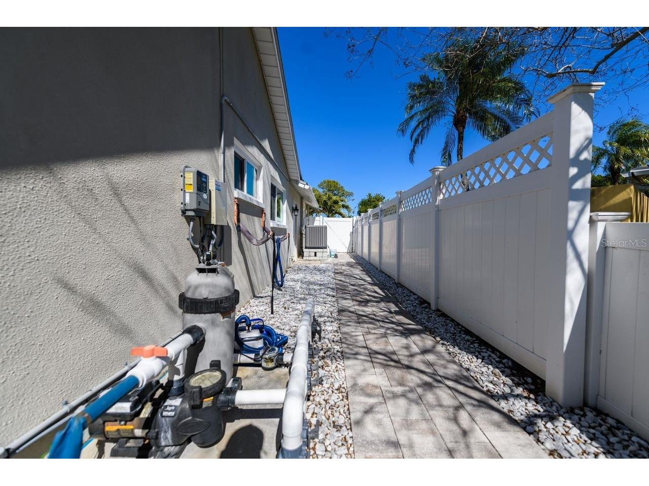 1472 47th Avenue NE Saint Petersburg FL 33703 O6382918 image48