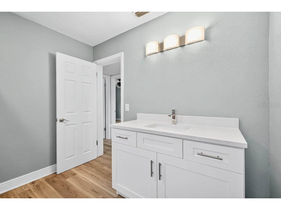 1472 Hunter Lane Clearwater FL 33764 TB8440266 image43