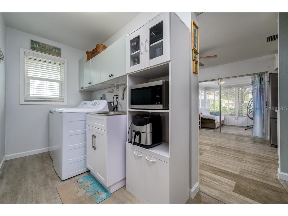 1472 Queen Anne Drive Palm Harbor FL 34684 - LAKE TARPON TB8436931 image14