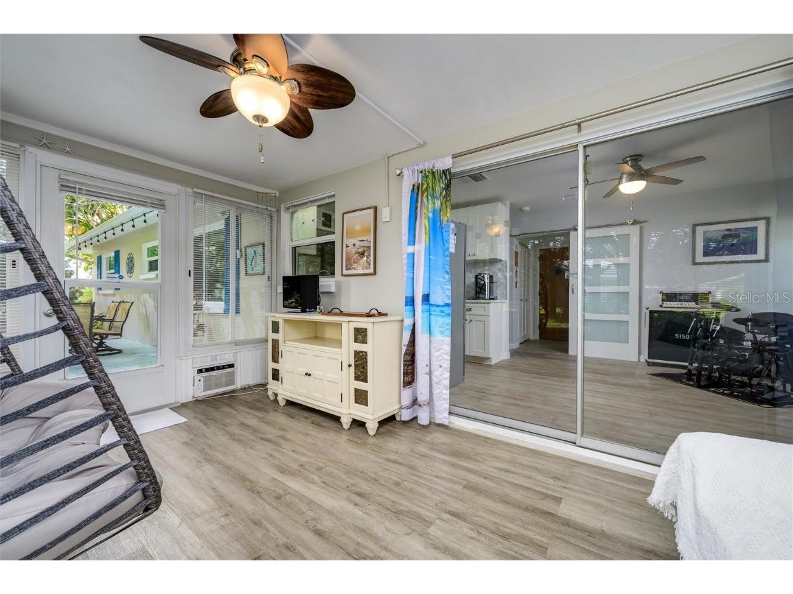 1472 Queen Anne Drive Palm Harbor FL 34684 - LAKE TARPON TB8436931 image24