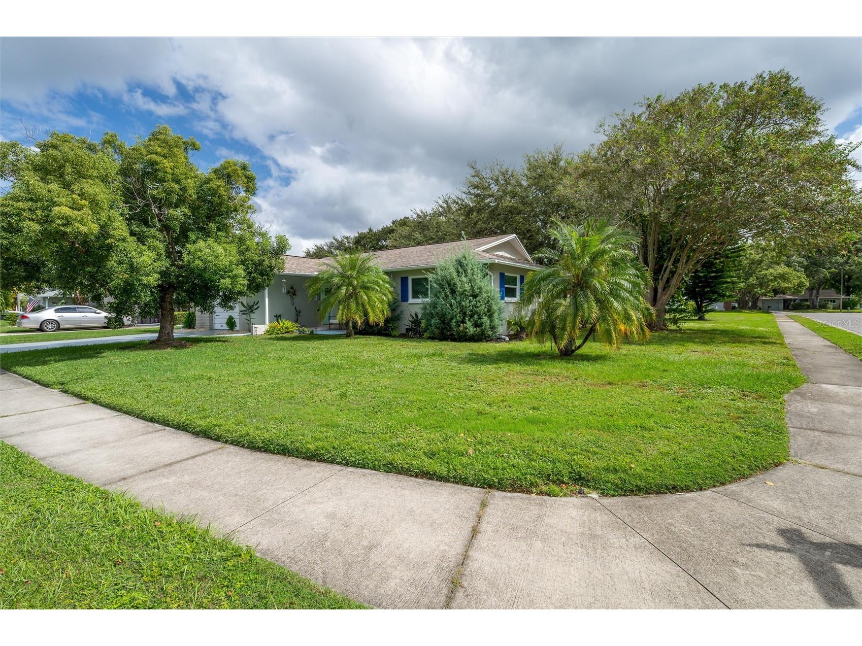 1472 Queen Anne Drive Palm Harbor FL 34684 - LAKE TARPON TB8511470 image31