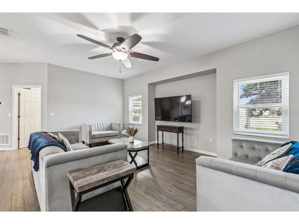 14721 Scharber Road Dade City FL 33525 W7880852 image37