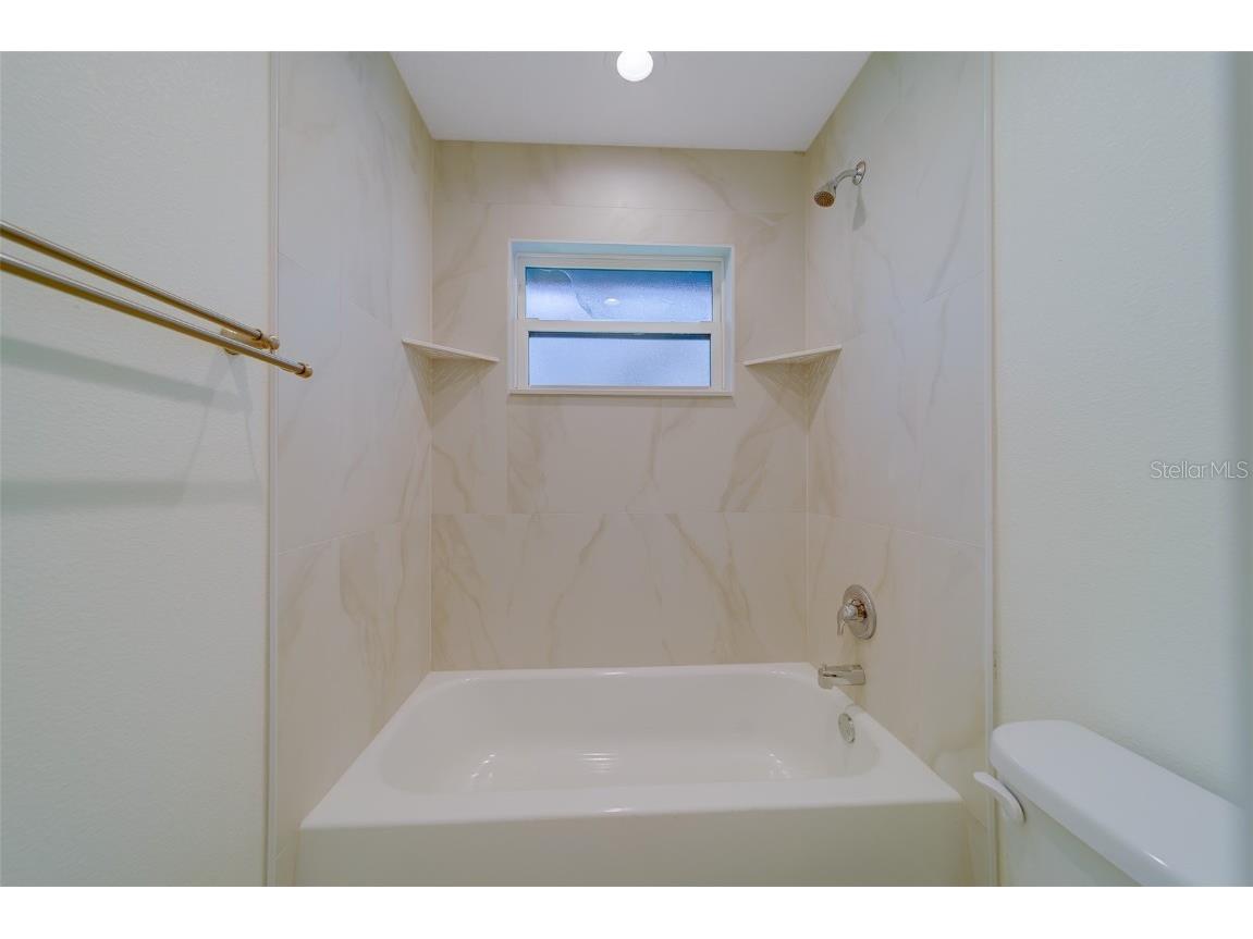 14723 Sunset Drive Largo FL 33774 TB8434350 image11