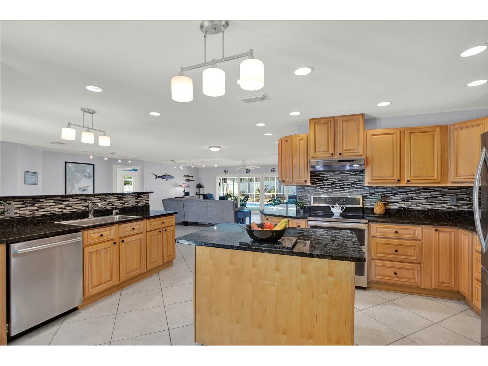 14725 Crown Drive Largo FL 33774 TB8503699 image8