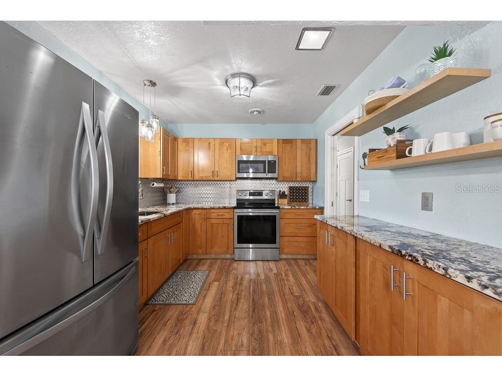 14728 Bay Drive Largo FL 33774 TB8513588 image12