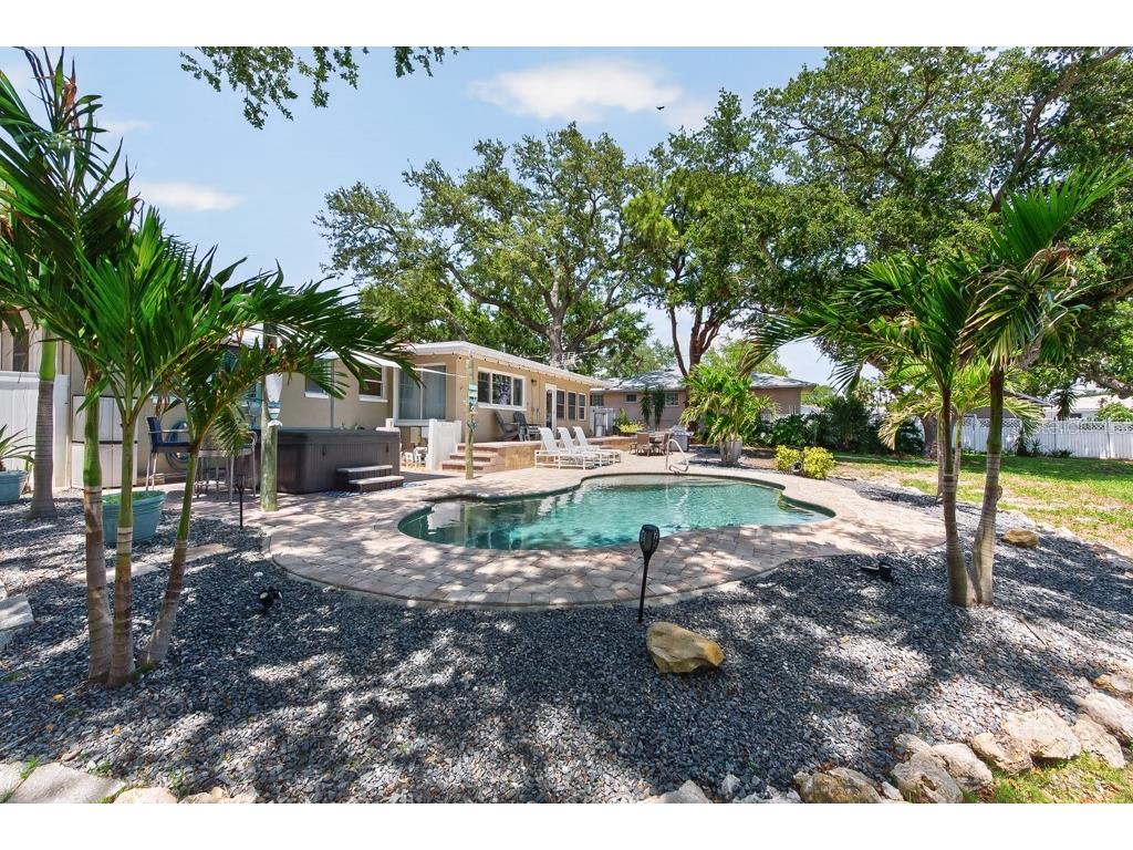 14728 Bay Drive Largo FL 33774 TB8513588 image43