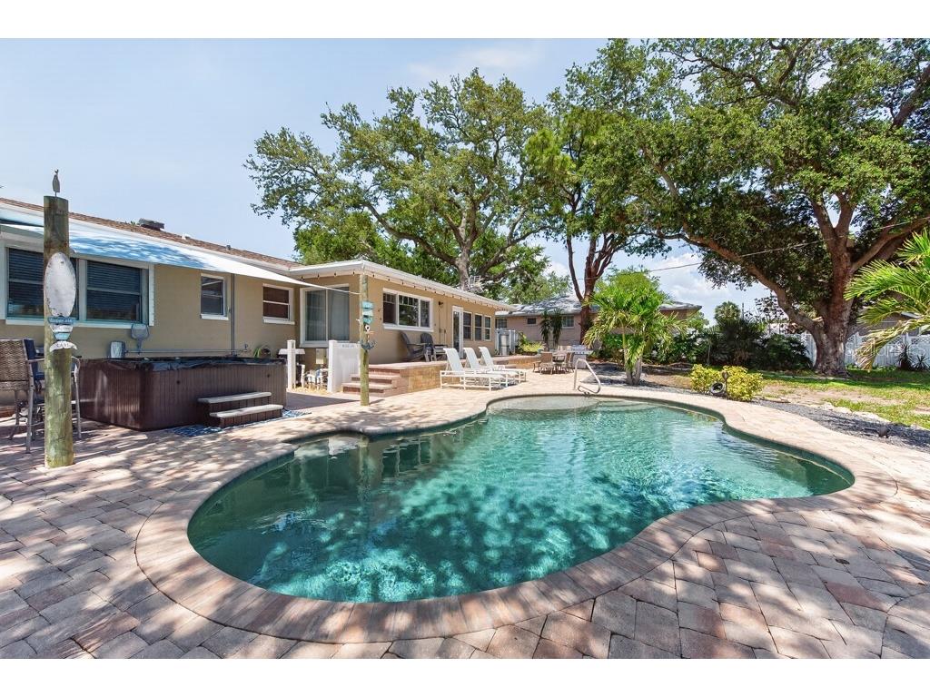 14728 Bay Drive Largo FL 33774 TB8513588 image44
