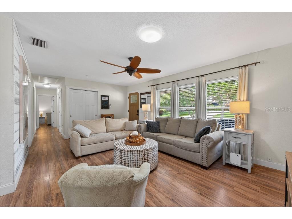 14728 Bay Drive Largo FL 33774 TB8513588 image5