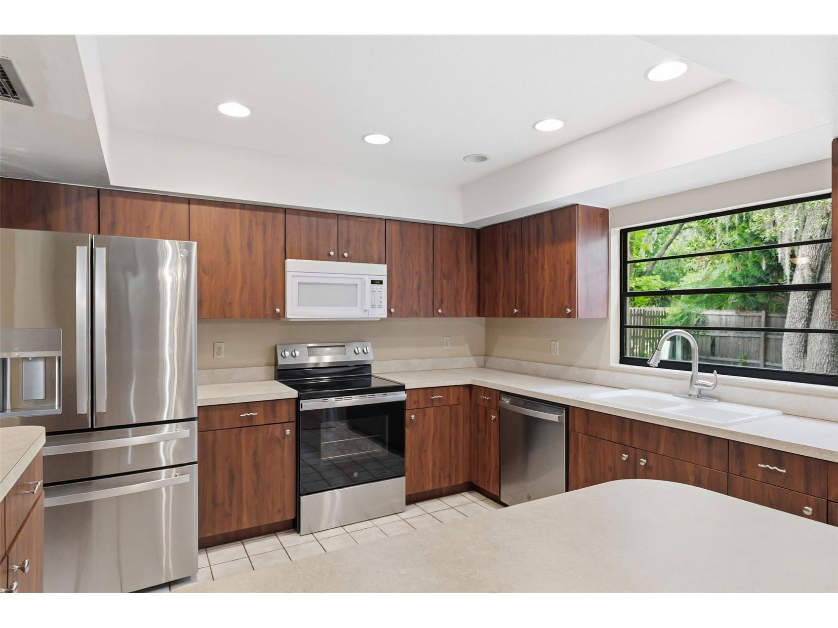 14728 Tall Tree Drive Lutz FL 33559 TB8508819 image17