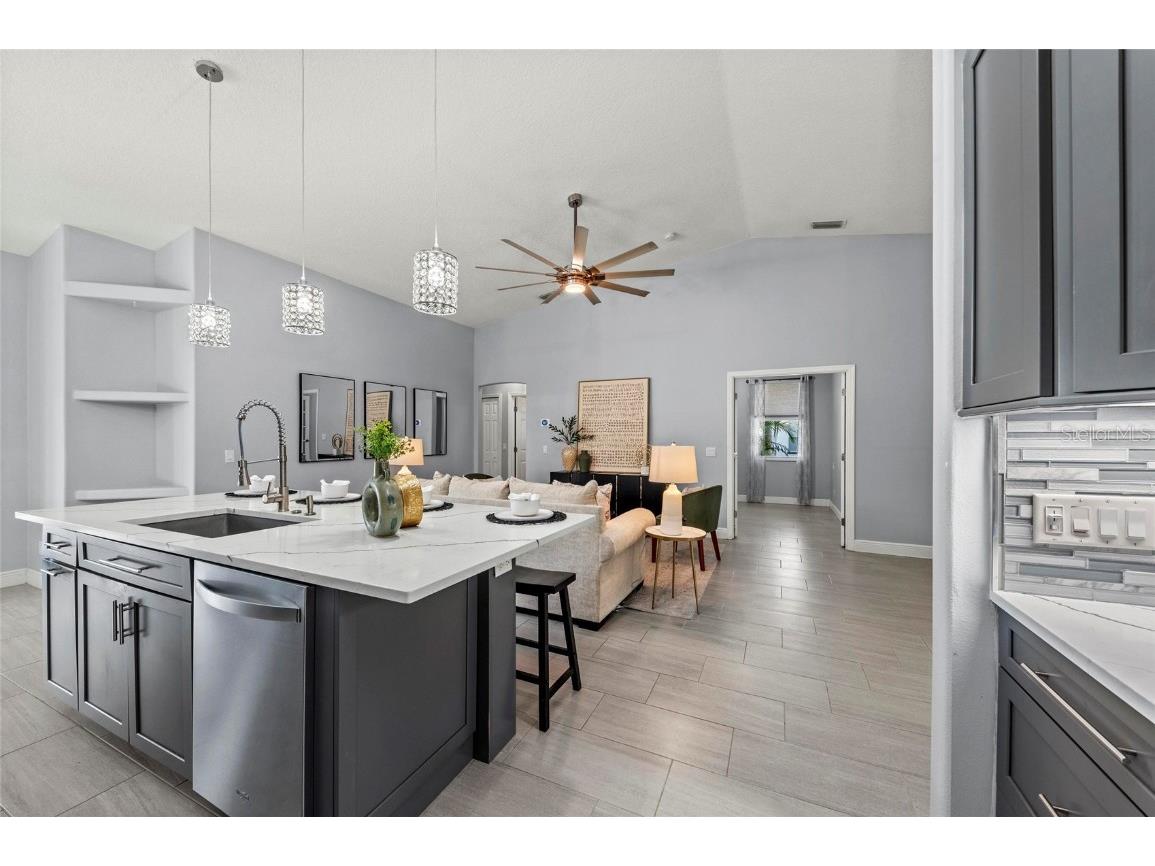 14730 1st Avenue E Bradenton FL 34212 A4640272 image18