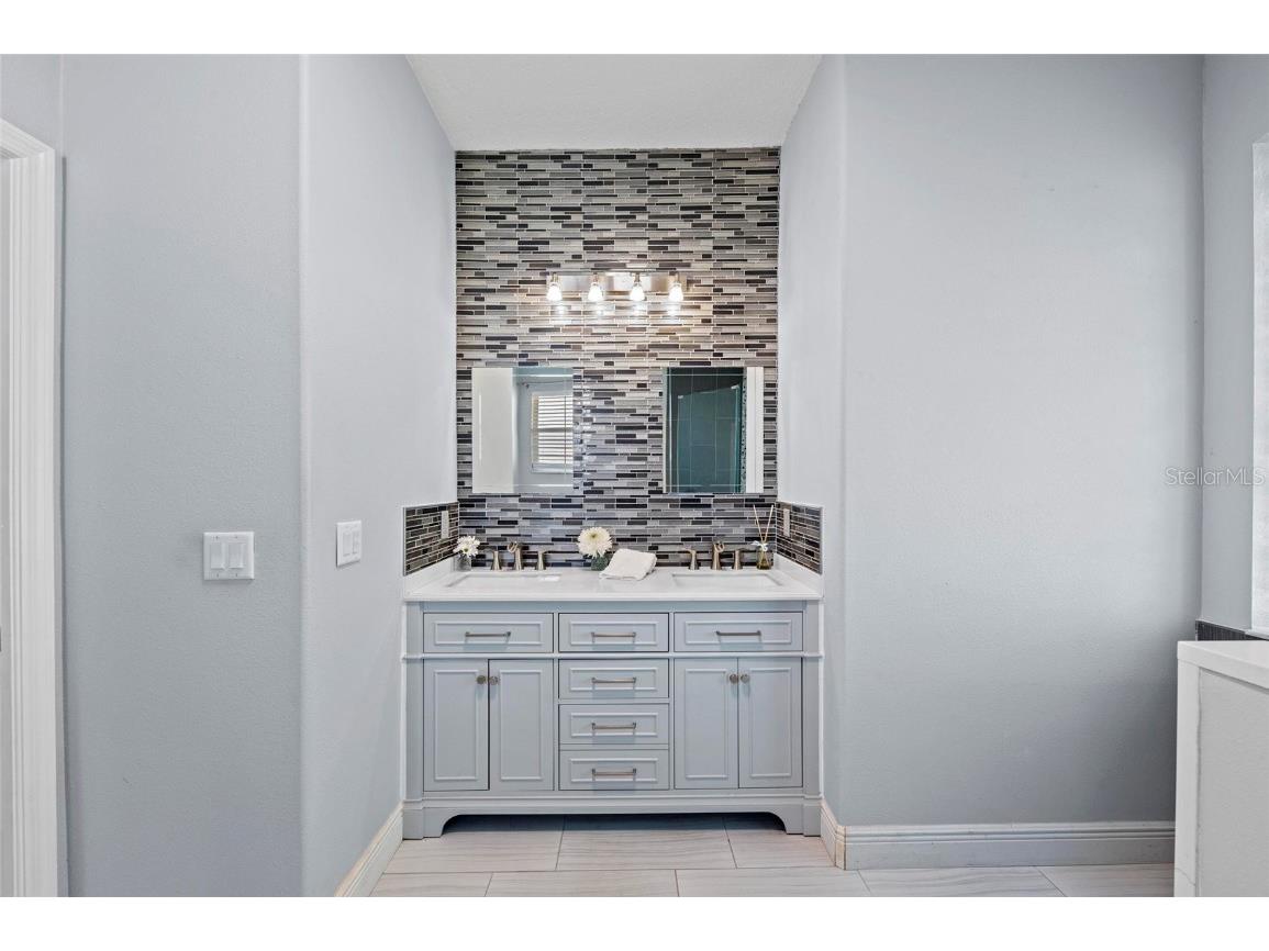 14730 1st Avenue E Bradenton FL 34212 A4640272 image33