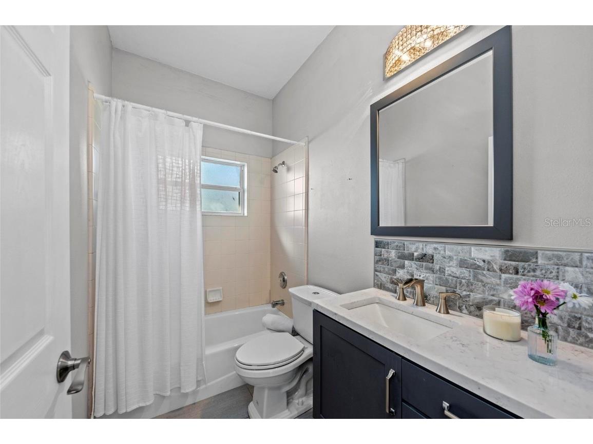 14730 1st Avenue E Bradenton FL 34212 A4640272 image42