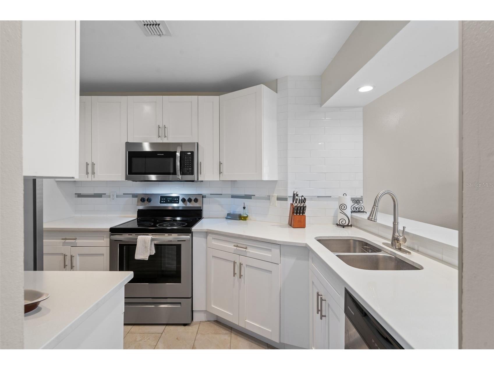 14733 Norwood Oaks Drive #201 Tampa FL 33613 TB8499859 image8
