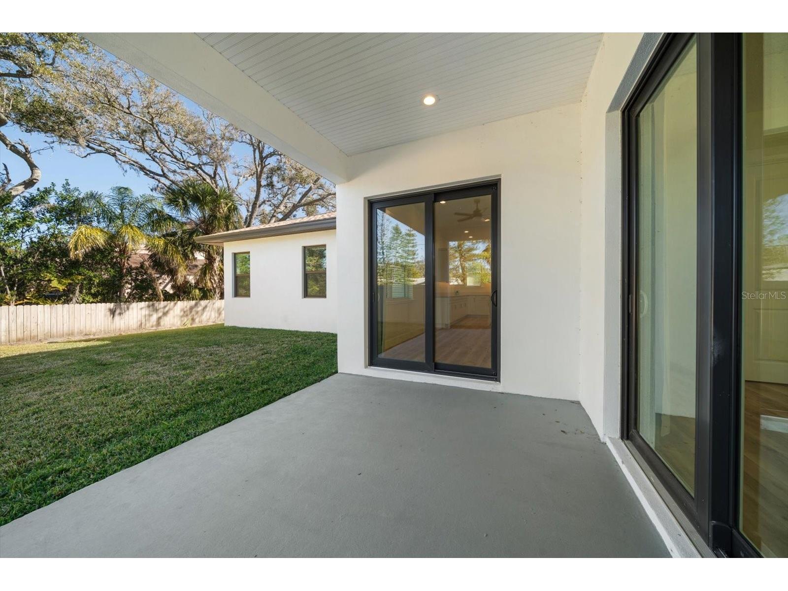 14733 Sunset Drive Largo FL 33774 TB8471206 image23