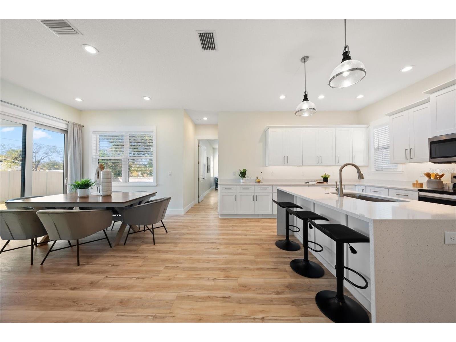 14733 Sunset Drive Largo FL 33774 TB8471206 image9