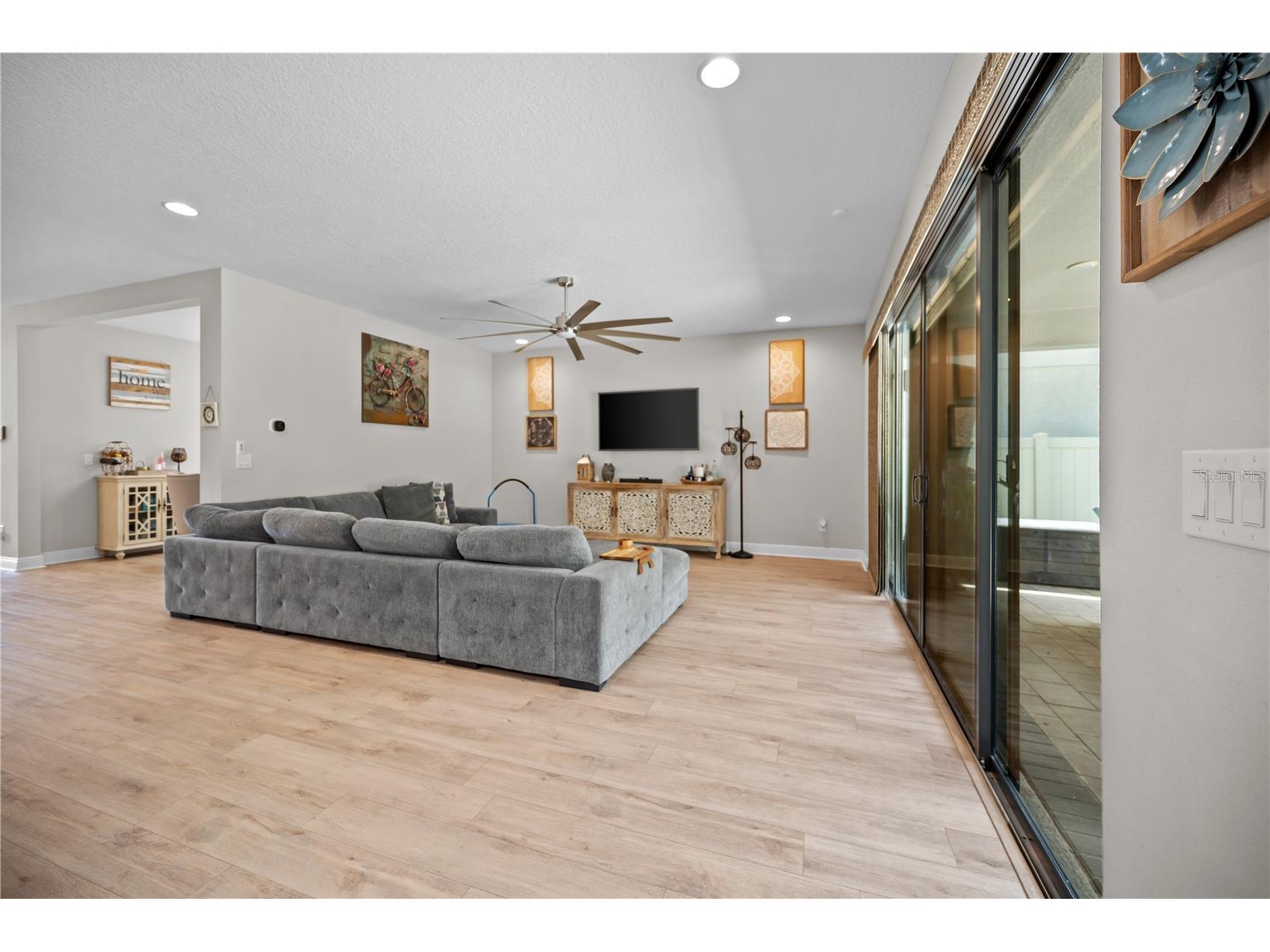 14734 Horse Trot Road Lithia FL 33547 TB8494278 image16