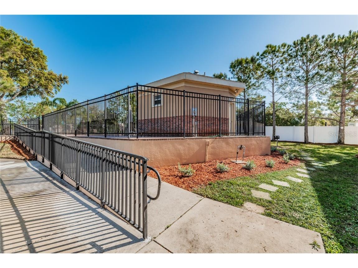 1474 Hillview Lane Tarpon Springs FL 34689 TB8447153 image32