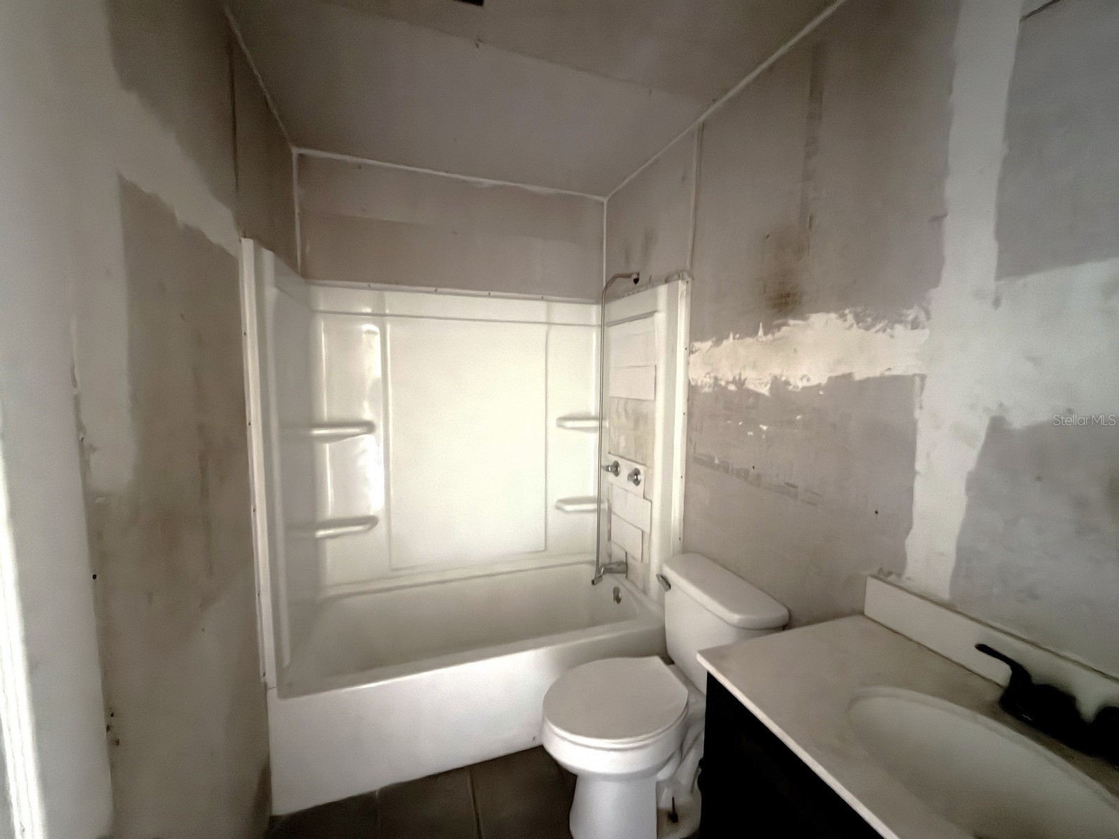 14741 12th Street Dade City FL 33523 W7886360 image9