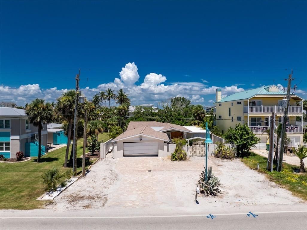 1475 Gulf Boulevard Englewood FL 34223 D6143252 image1