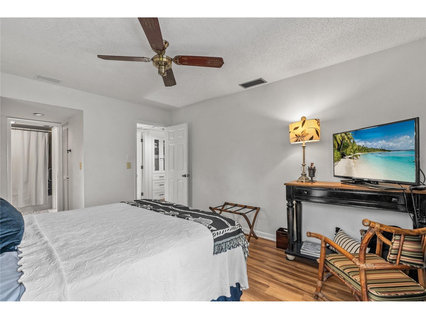 1475 Landings Circle #43 Sarasota FL 34231 A4694471 image27
