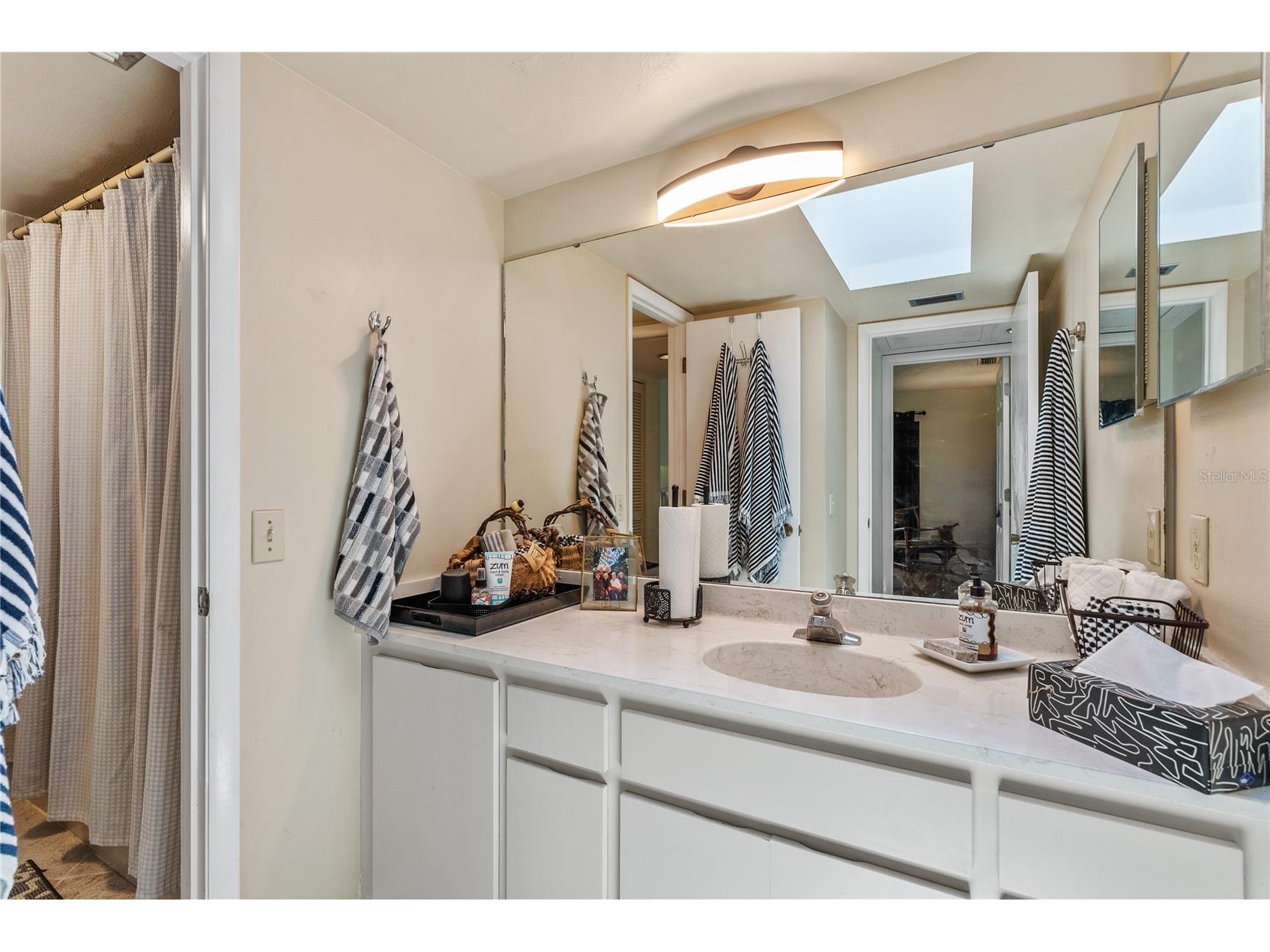 1475 Landings Circle #43 Sarasota FL 34231 A4694471 image28