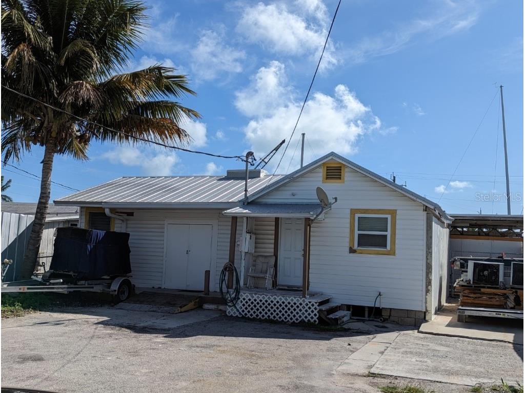 1475 Ocean Breeze Avenue Marathon FL 33050 - THE CANAL U8188301 image1