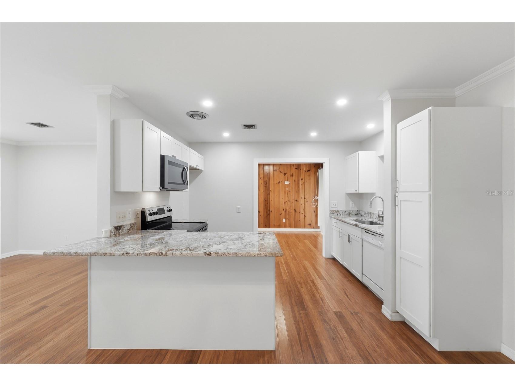 1475 S Lake Howard Drive Winter Haven FL 33880 - LAKE HOWARD L4963275 image12