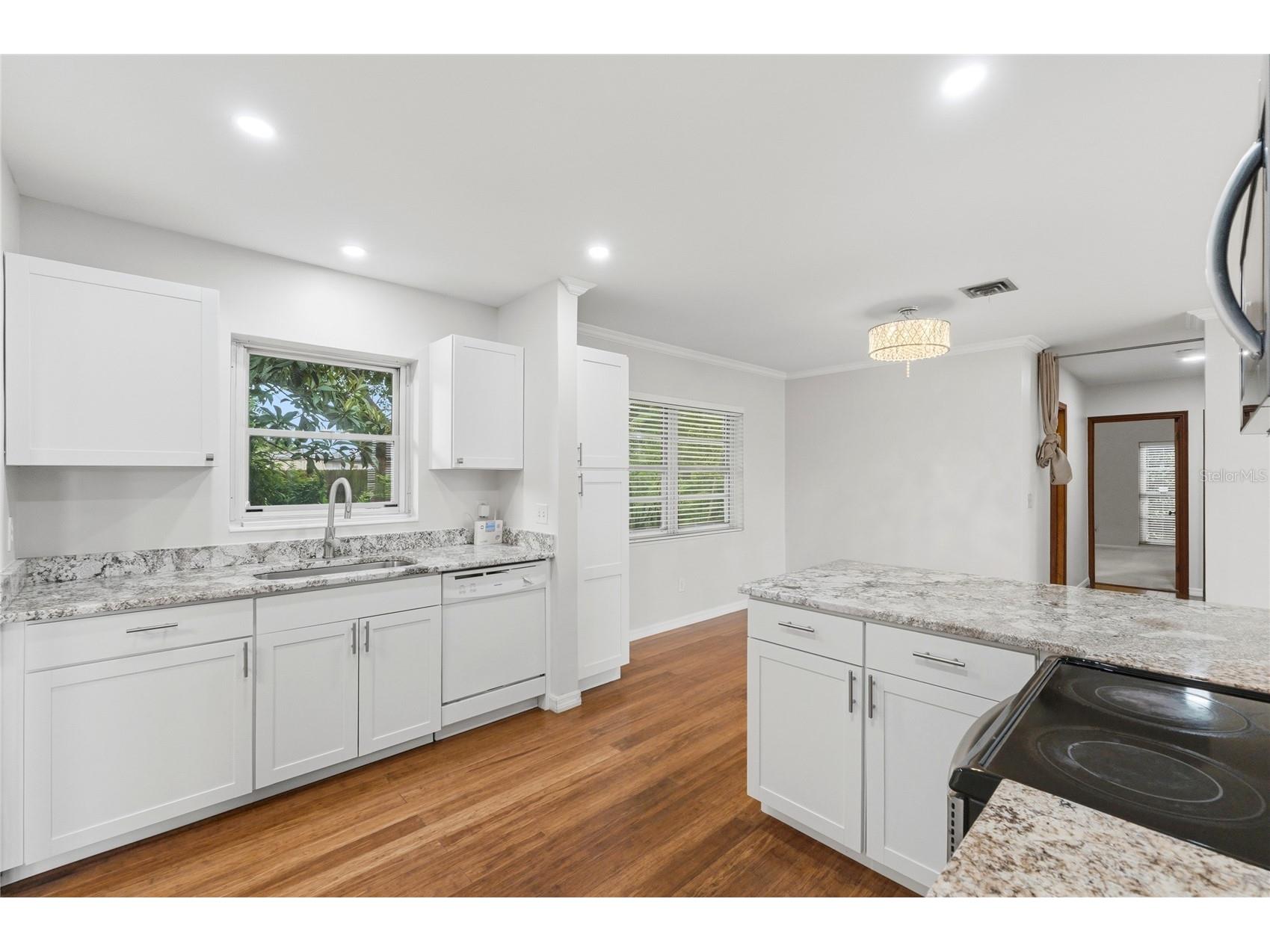 1475 S Lake Howard Drive Winter Haven FL 33880 - LAKE HOWARD L4963275 image13