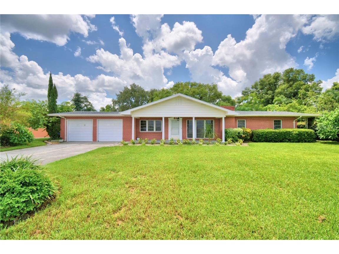 1475 S Lake Howard Drive Winter Haven FL 33880 P4934004 image1