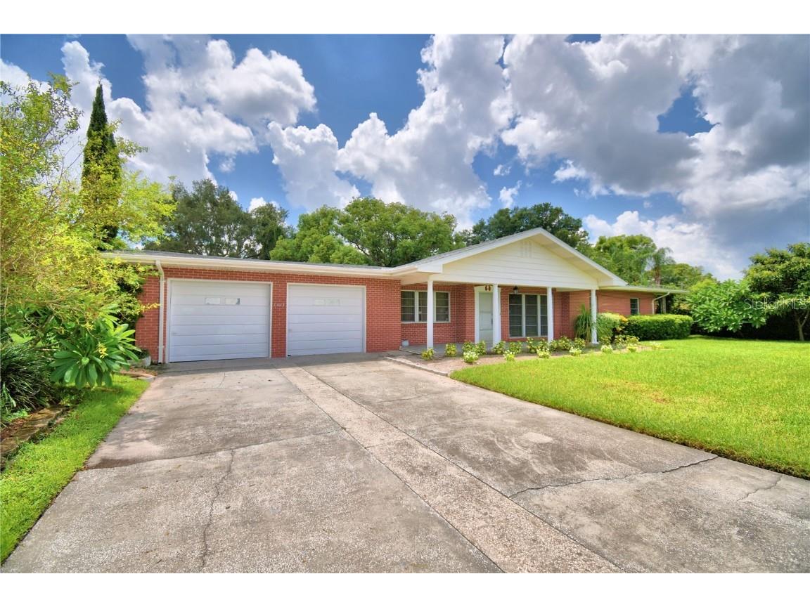 1475 S Lake Howard Drive Winter Haven FL 33880 P4934004 image24