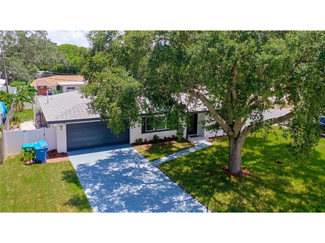 1475 Viewtop Drive Clearwater FL 33764 A4623986 image1