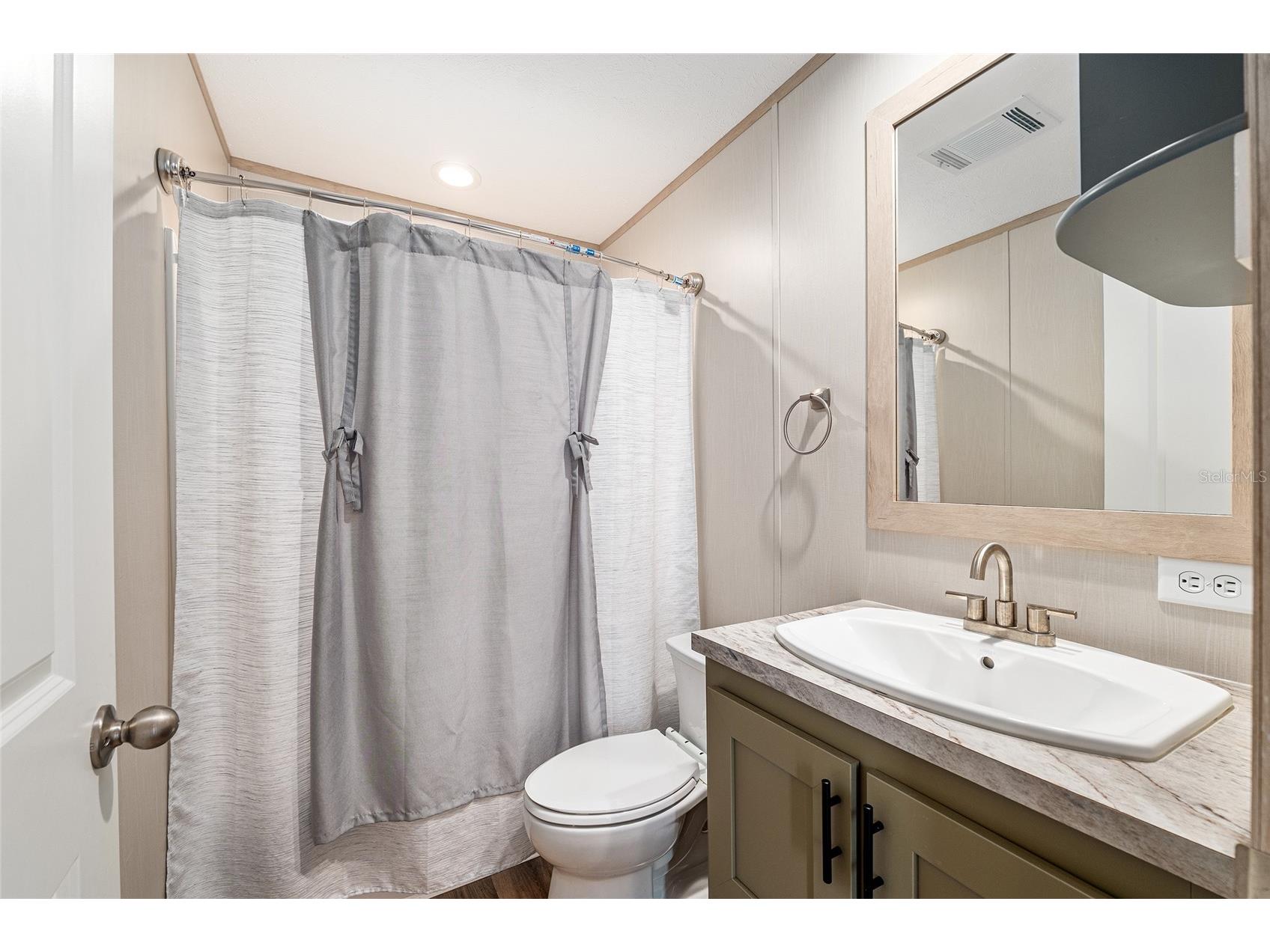 14765 SE 180th Street Weirsdale FL 32195 OM716135 image22