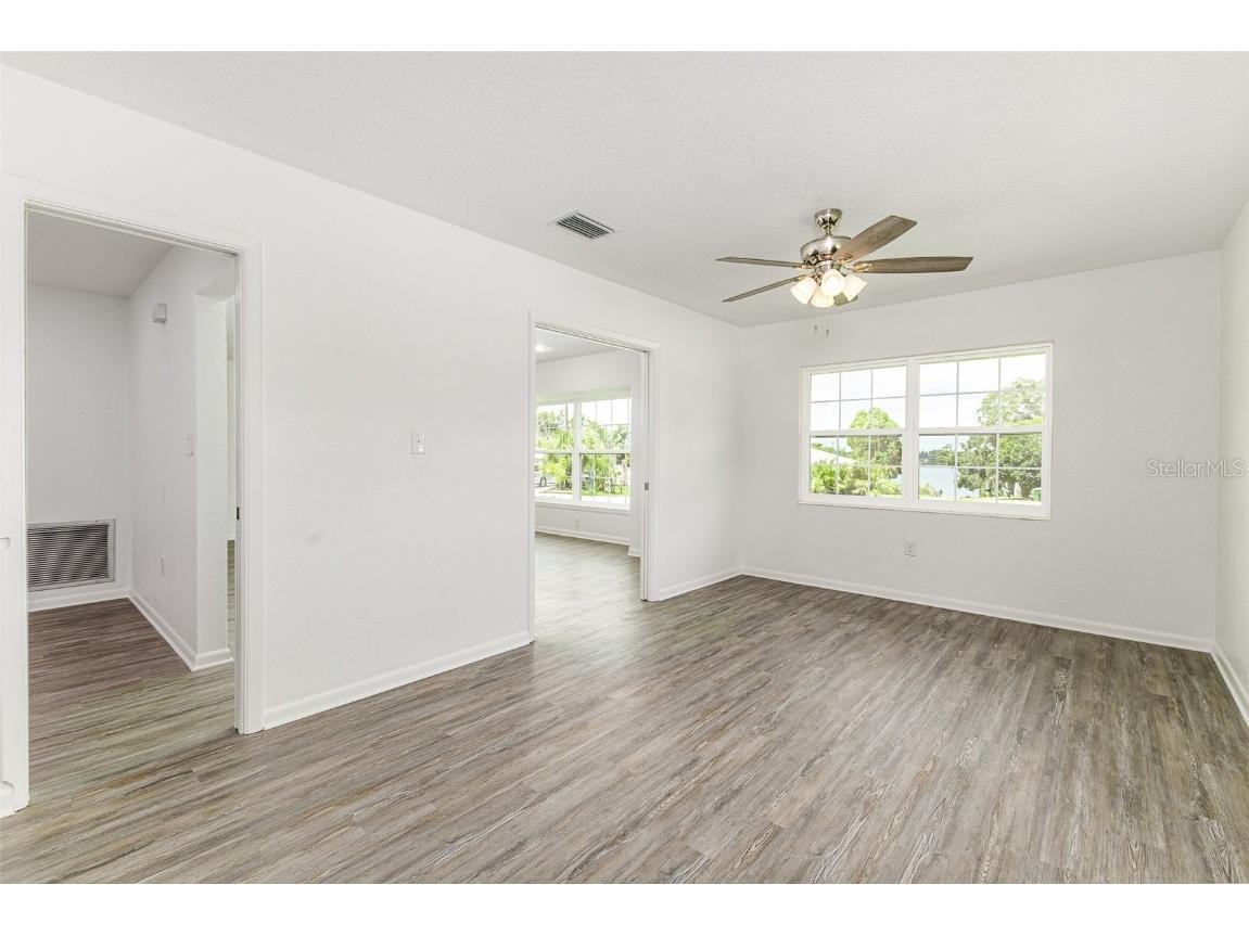 1476 Avenue F NE Winter Haven FL 33881 P4935120 image9