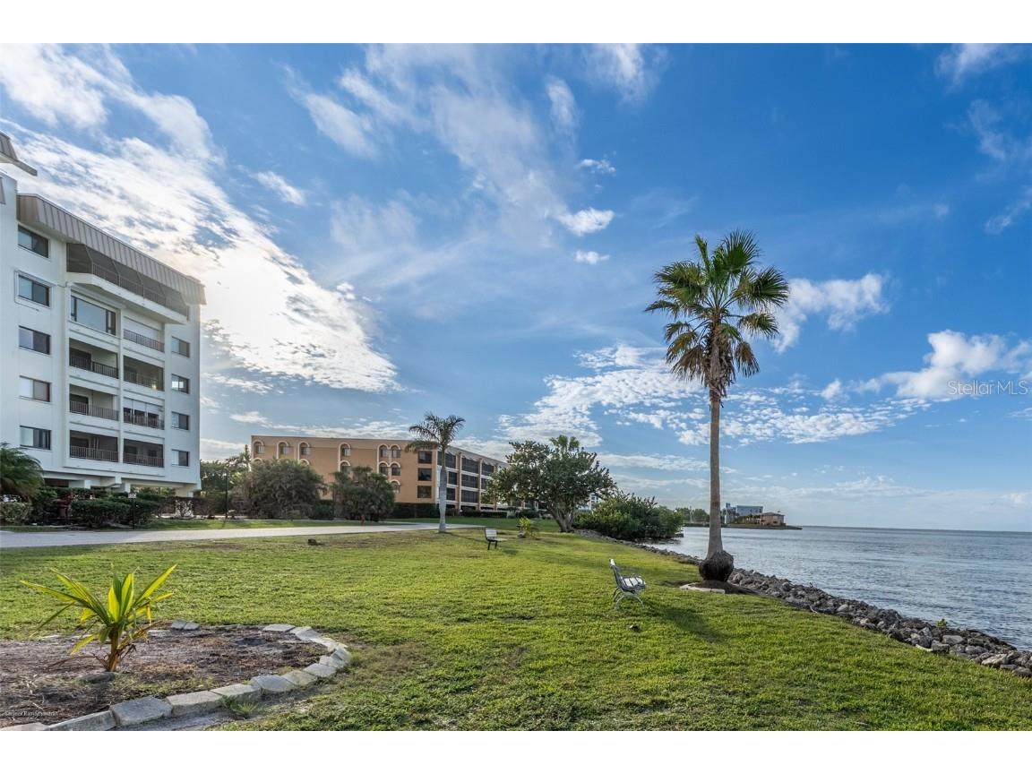 1477 Park Beach Circle #11 Punta Gorda FL 33950 C7502726 image2