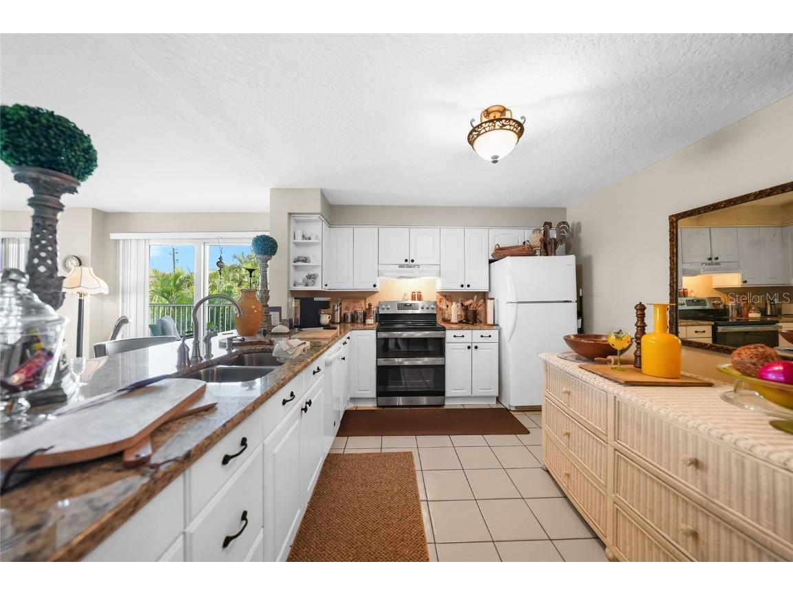 1477 Park Beach Circle #13 Punta Gorda FL 33950 A4618528 image11