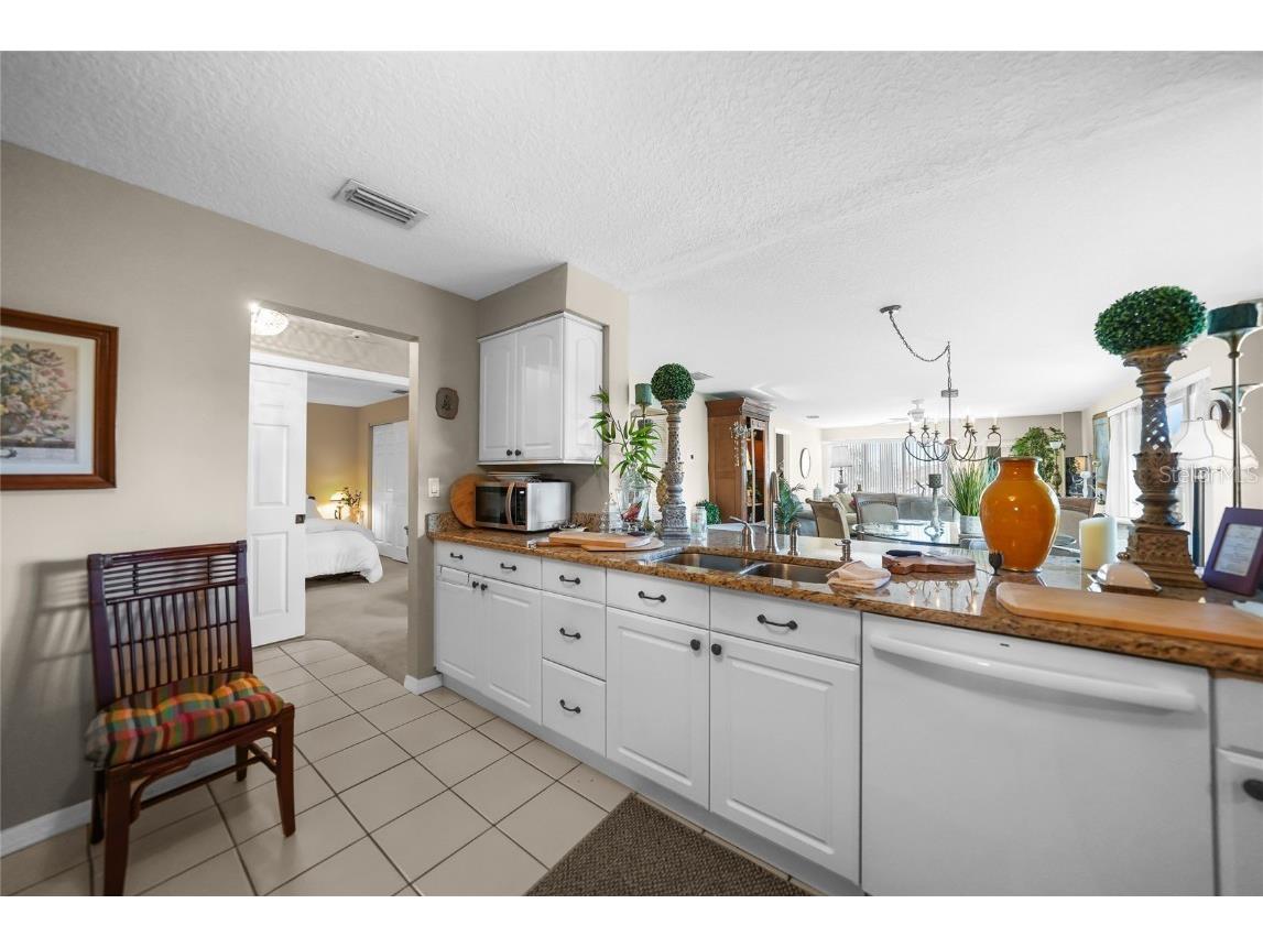 1477 Park Beach Circle #13 Punta Gorda FL 33950 A4618528 image12