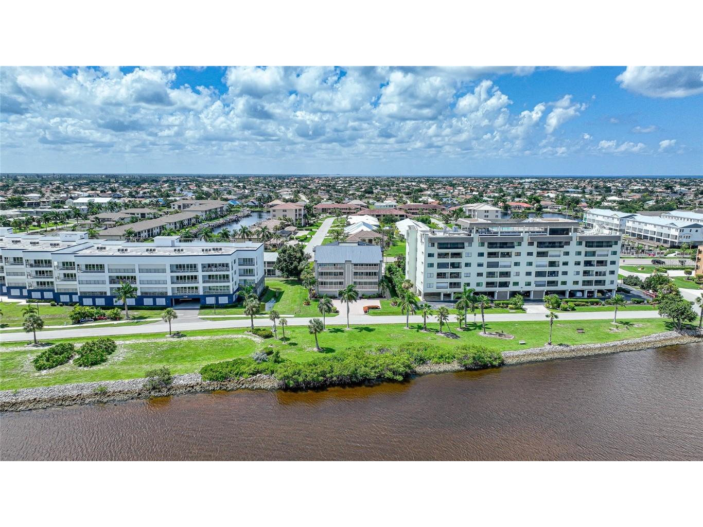 1477 Park Beach Circle #13 Punta Gorda FL 33950 A4618528 image2