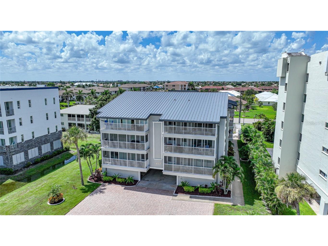 1477 Park Beach Circle #13 Punta Gorda FL 33950 A4618528 image3