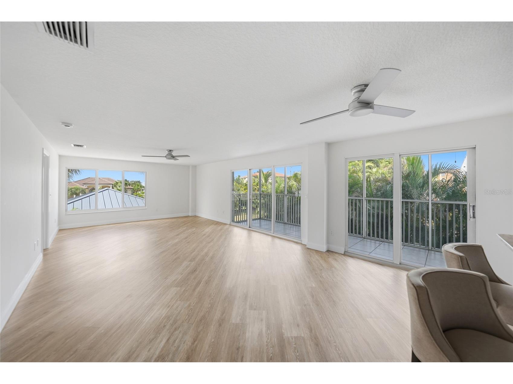 1477 Park Beach Circle #13 Punta Gorda FL 33950 A4694583 image8