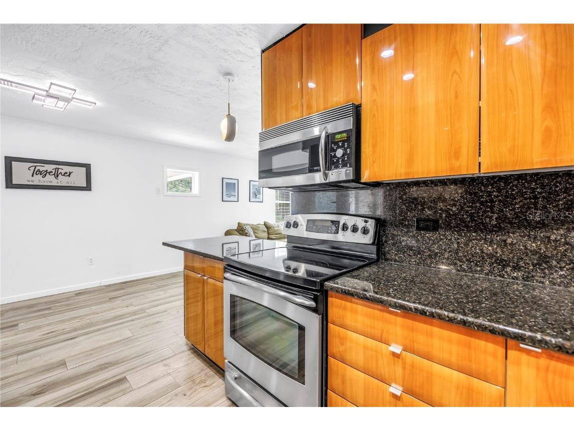 1477 S School Avenue Sarasota FL 34239 A4662930 image11