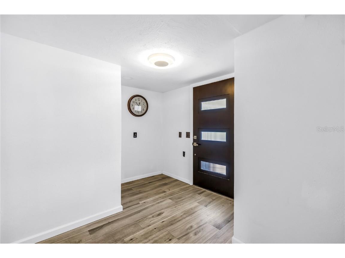 1477 S School Avenue Sarasota FL 34239 A4662930 image16