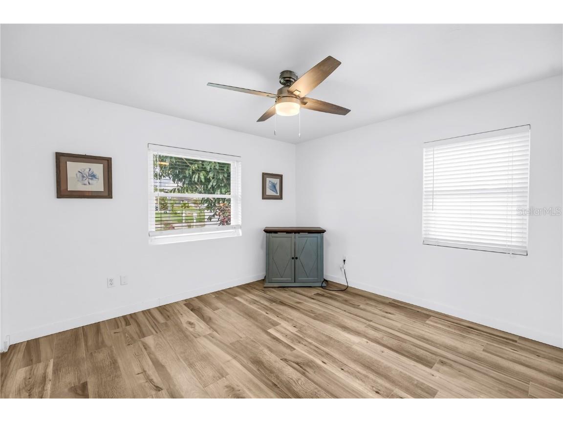 1477 S School Avenue Sarasota FL 34239 A4662930 image19