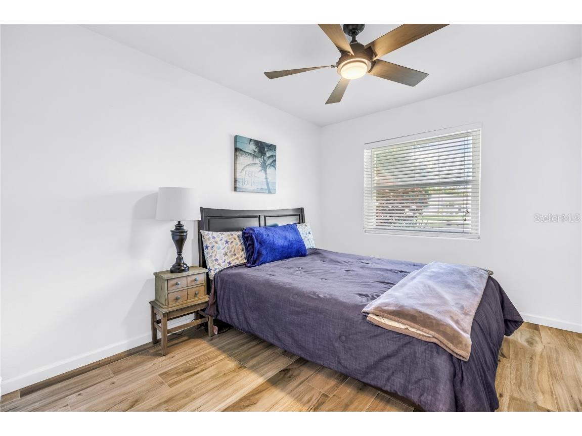 1477 S School Avenue Sarasota FL 34239 A4662930 image21