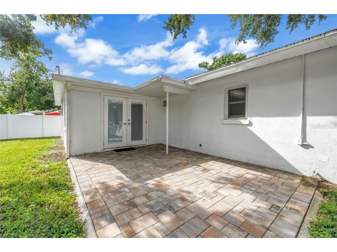 1477 S School Avenue Sarasota FL 34239 A4662930 image28