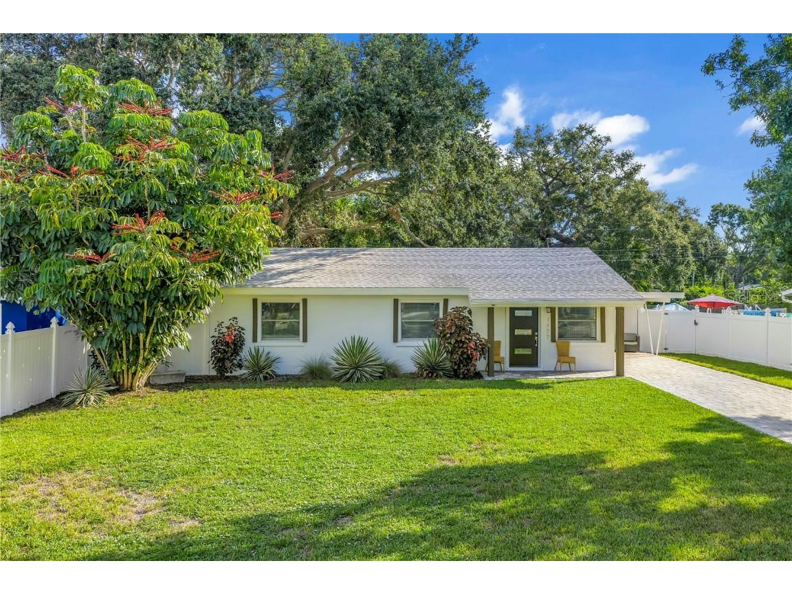 1477 S School Avenue Sarasota FL 34239 A4662930 image31