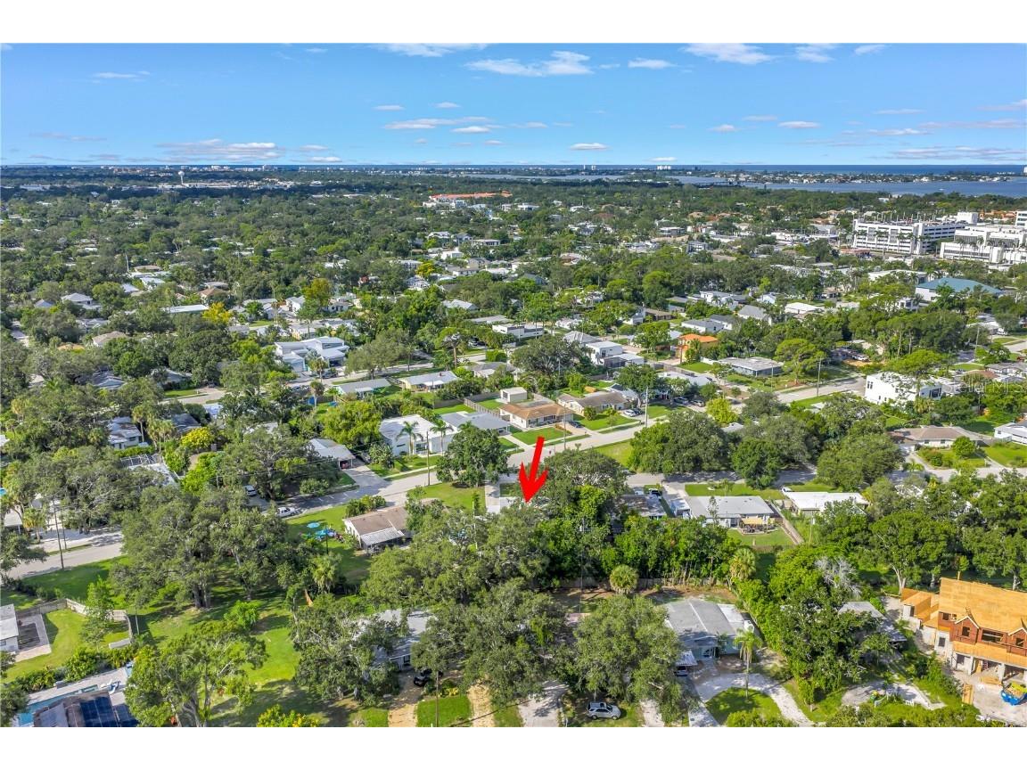 1477 S School Avenue Sarasota FL 34239 A4662930 image32
