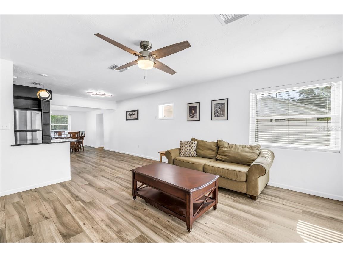 1477 S School Avenue Sarasota FL 34239 A4662930 image4