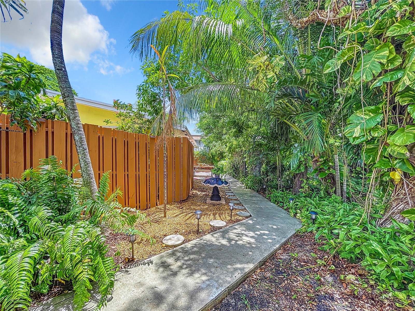 1478 NE 34th Court #A-B Fort Lauderdale FL 33334 O6374852 image6